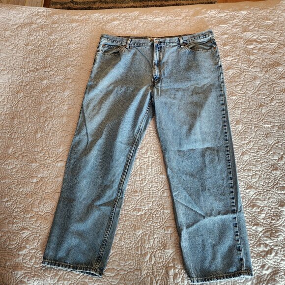 Mens Levi's 550 Relaxed Fit Jeans Light Wash Denim Blue Size 46x32 - Picture 2 of 13